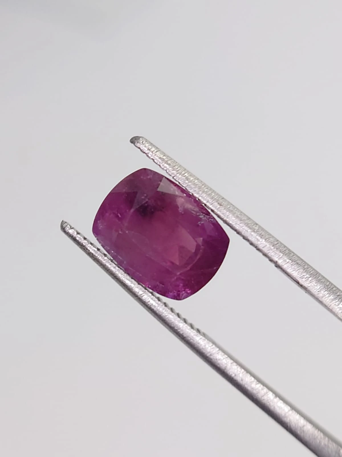 2.89ct  Natural Purplish Pink Ruby Loose gemstone from Pakistan — view 6